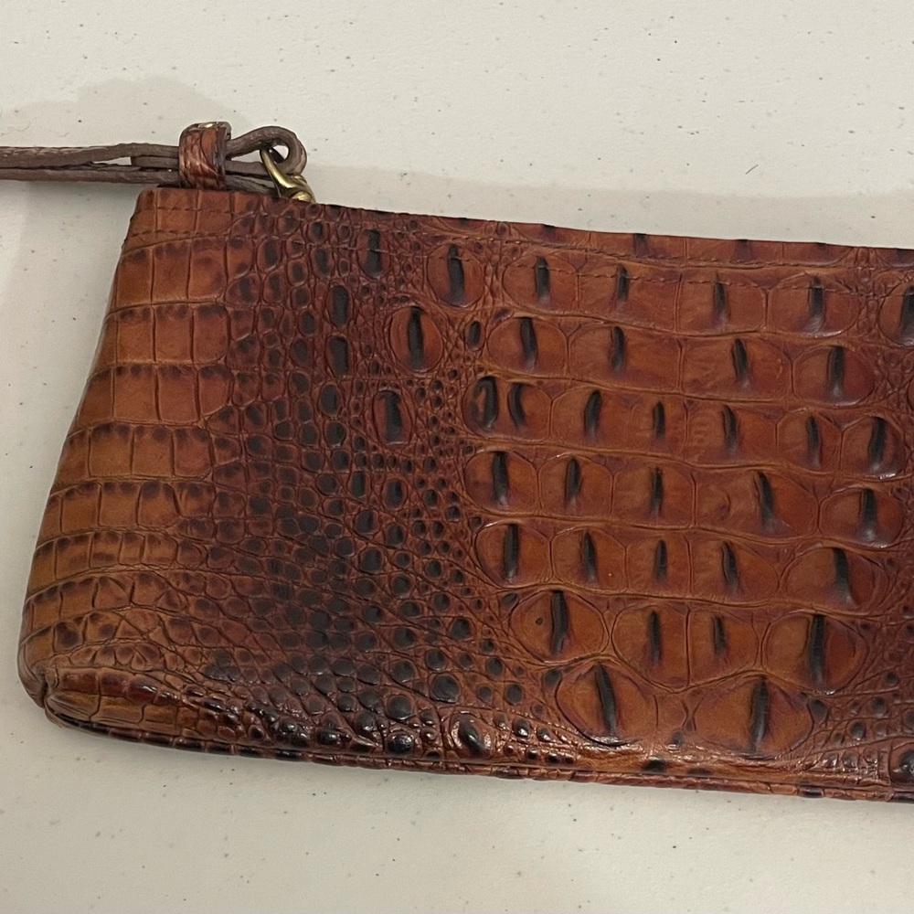 Brahmin Wristlet - Picture 7 of 9